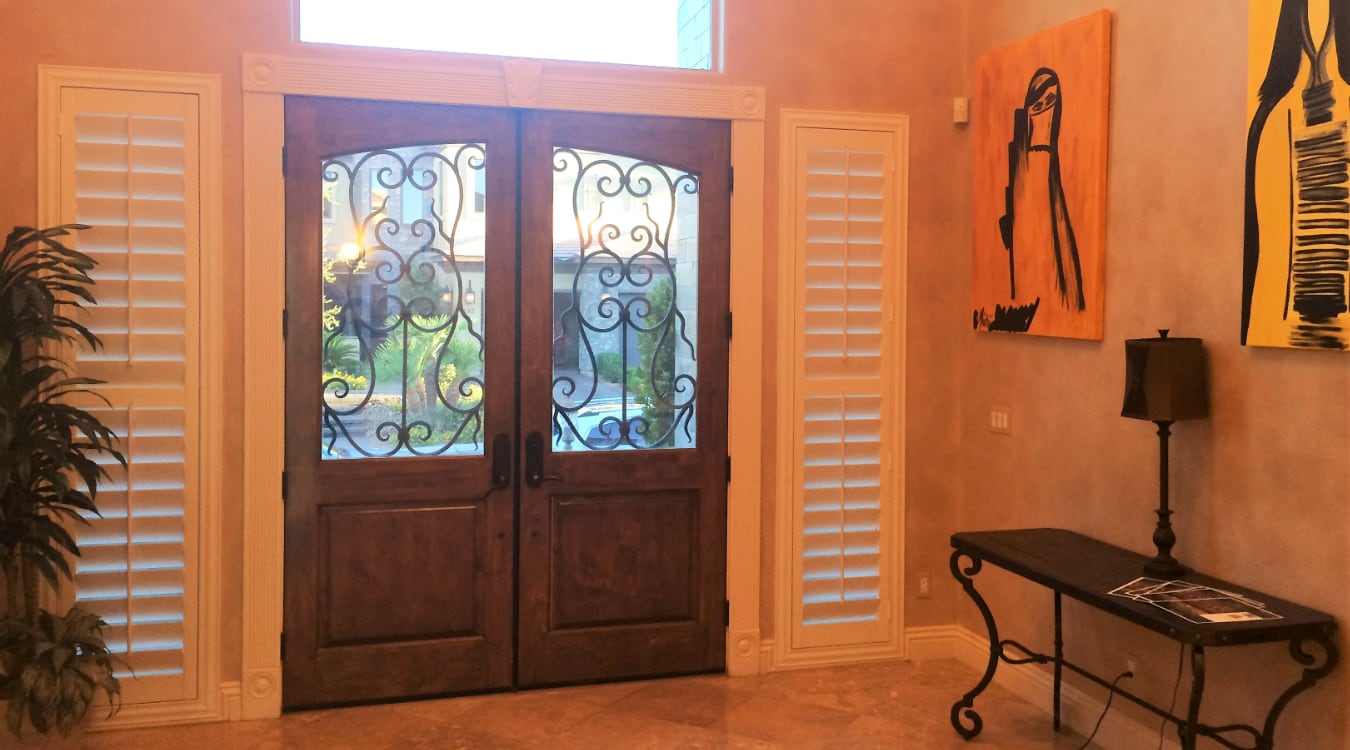 Vegas sidelights